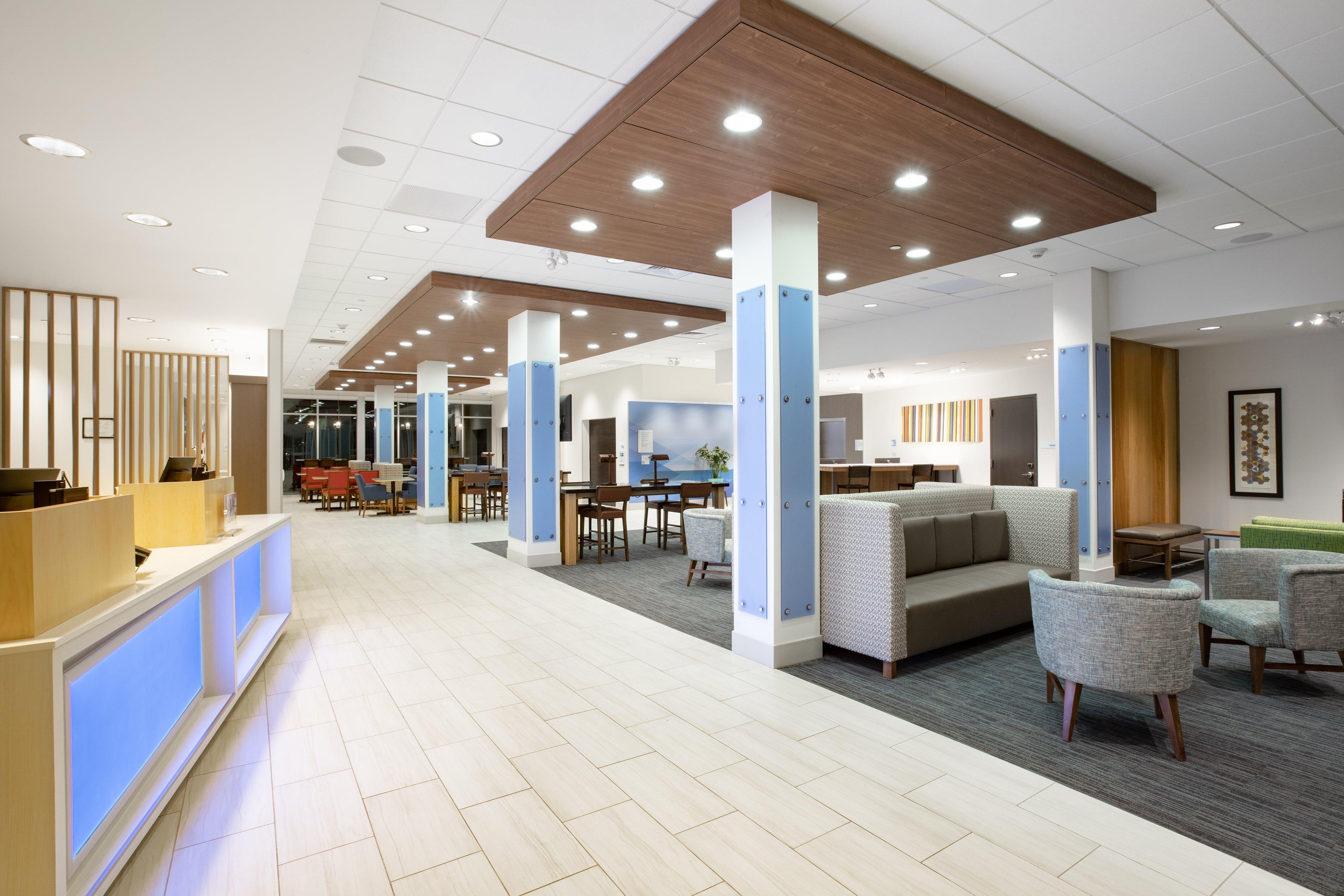 Holiday Inn Express & Suites - Ely By Ihg Exterior foto